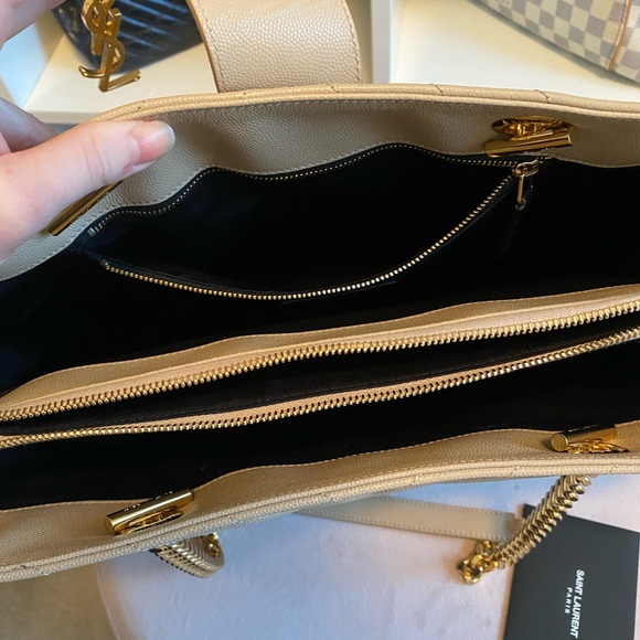 *SOLD* YSL Classic Monogram Shopper ✨ LIKE-NEW - Picture 7 of 8